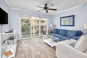 Beach Club #236 - Open Concept Living Space