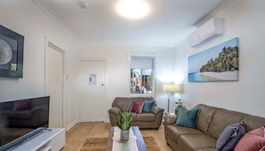 Front loungeroom