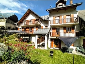 Extérieur