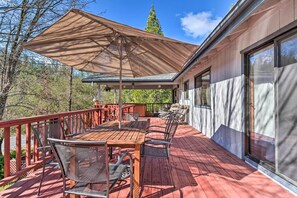 Private Deck | Hot Tub | Outdoor Dining Area