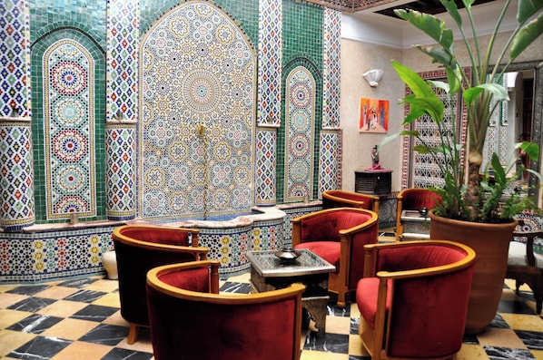 Salon