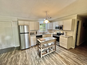 Upgraded kitchen with granite and large sink