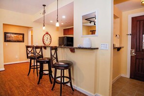 Breakfast Bar