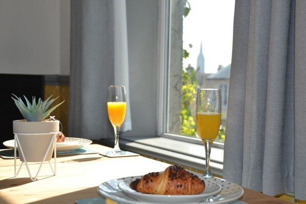 Breakfast meal