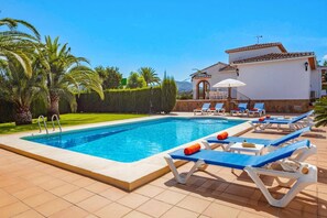 Villa Caseta Pearl image
