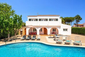 Villa Tres Arcos image