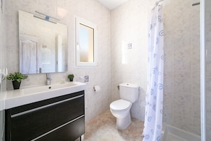Villa Carolina Blanca image