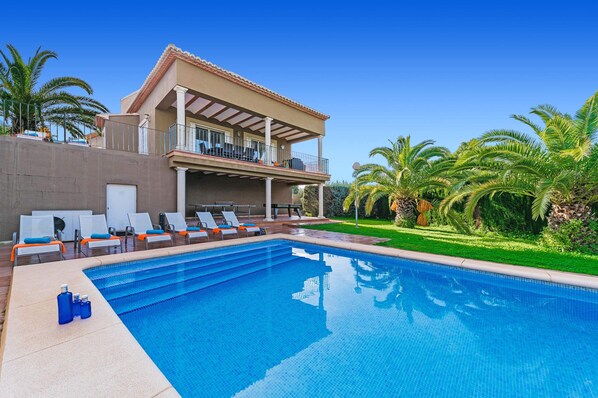Villa Limones image