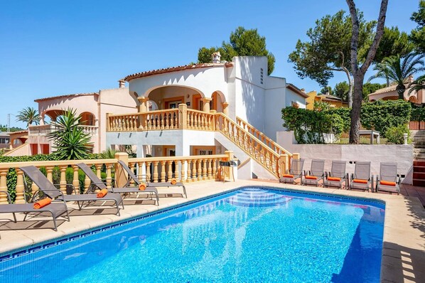 Villa Naranja Blanca image