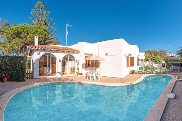 Villa Crisanna image