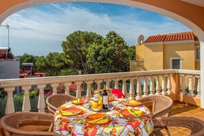 Villa Dolores image