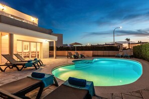 Villa Gris image