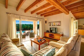 Villa Serena Forcat image