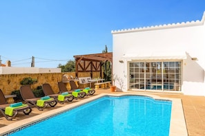 Villa Sidanya image