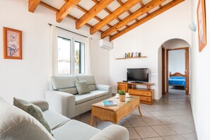Villa Maru III image