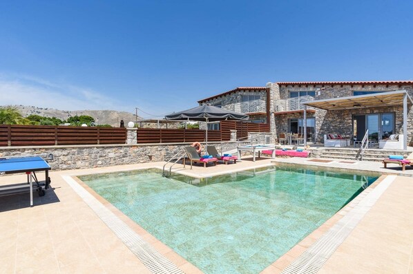 Villa Beatris Seastone image