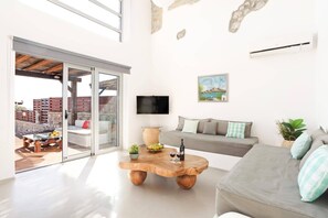 Villa Beatris Seastone image