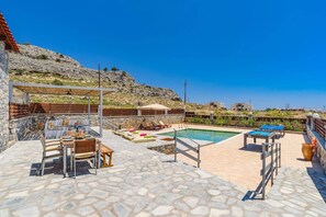 Villa Dione Seastone image