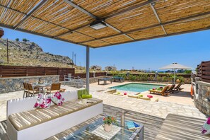 Villa Chloe Seastone image