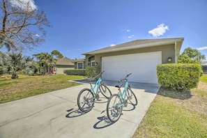 Property Exterior | Bicycles Provided