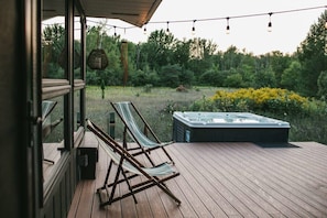 Enjoy our comfortable 6 person hot tub. It's perfect for stargazing