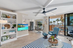 Spacious living room with a view 