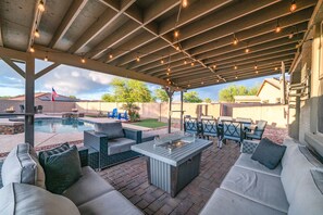 Backyard | Covered Patio w/ Outdoor Seating & Fire Pit