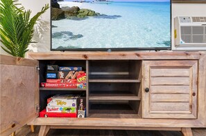 Game night or movie night? Choose from a fun selection of board games or relax with the Roku Smart TV