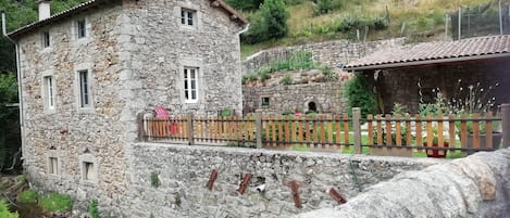 Enceinte de l’hébergement