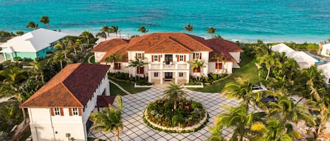 Located on the prestigious Banks Rd., the prime location on Eleuthera, Snaresbrook Manor sits directly on a mile-long pink sand beach.  This stunning property has 2.2 private acres and a 40 x 25 foot heated beachfront pool.