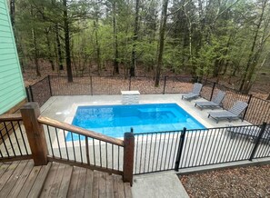 Swim in complete privacy 