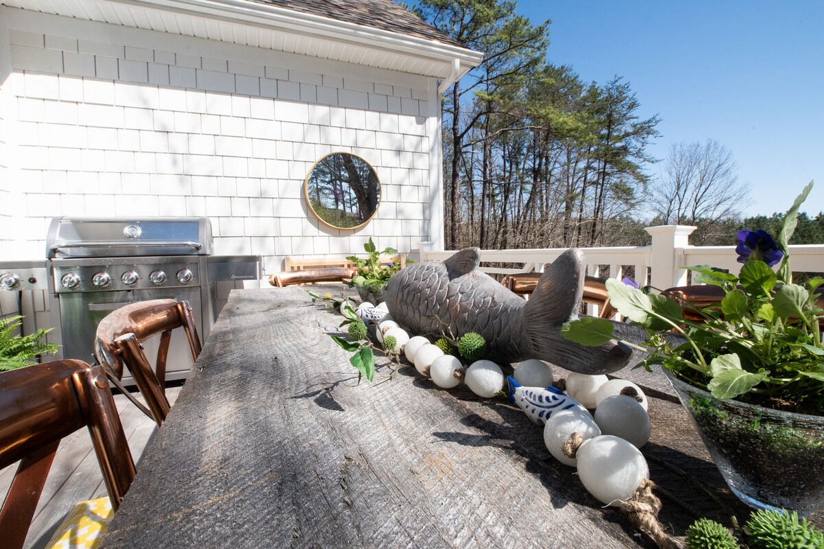Southern Charm SML – DREAM house! 3 minutes from Bridgewater Plaza.