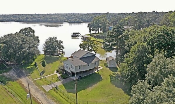 Sunset House on the beautiful Trinity River