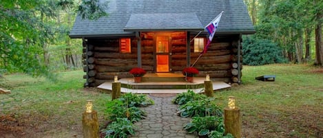 Built in 1848, this log cabin offers an experience like no other!