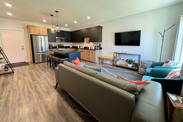 Enjoy your time in Teton Valley staying in this beautiful townhome — the perfect basecamp for any group!