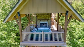 Bain à remous extérieur