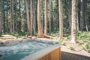 Hot tub