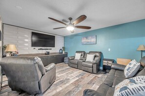 Immersive movie experience for guests