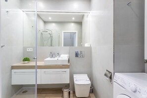 Bath/Shower