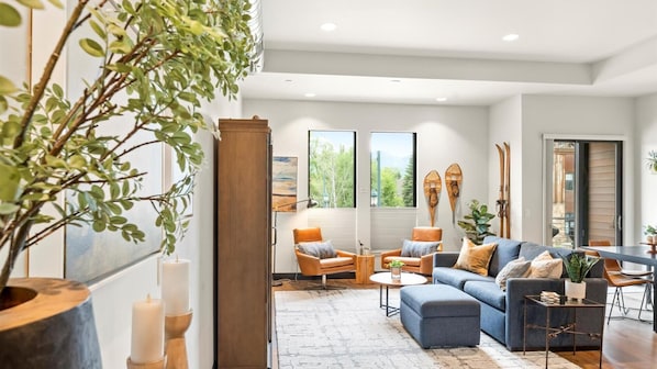 The Meadowlark Loft at Whitefish (8785)