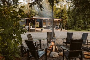 3 acres of privacy to enjoy the beauty of Muskoka
