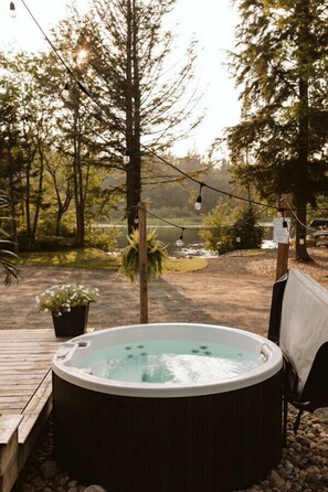 Hot tub with a view. Open all year