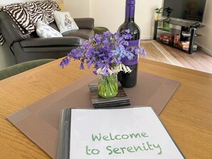 Spring Welcome | Sun Valley- Serenity - Sun Valley, Stockton Brook, near Leek