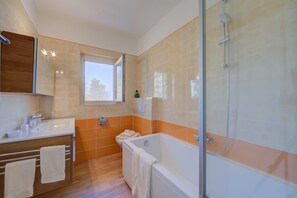 Bathroom with bathtub