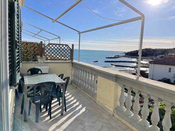 sea view terrace