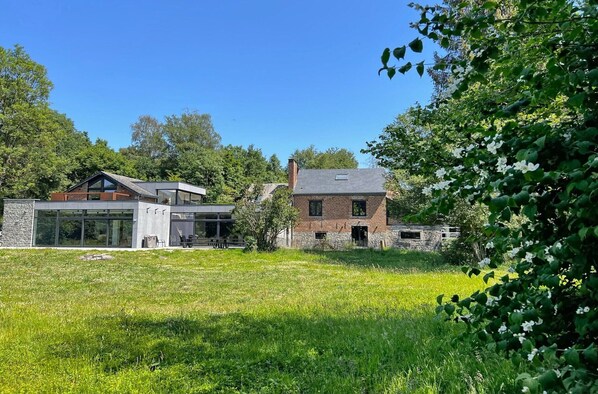 Extérieur maison de vacances [été]