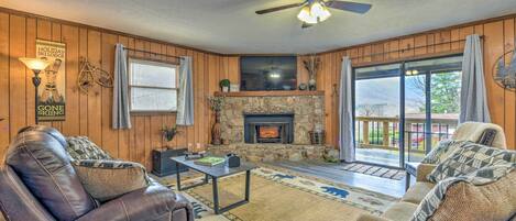 Maggie Valley Vacation Rental | 2BR | 1BA | Stairs Required | 980 Sq Ft