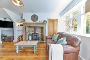 Waterleap Cottage, Ovingham - Host & Stay
