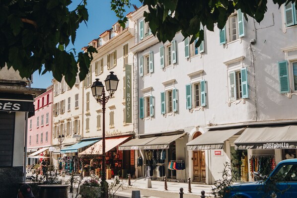 Extérieur