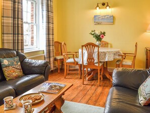 Dining Area | Coastguard Cottage, Bacton